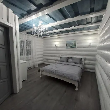 Aparthotel White House Synevyrs'ka Polyana